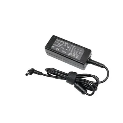 TRANSFORMADOR COMPATIVEL TOSHIBA 19V 1,58A 5,5*2,5MM