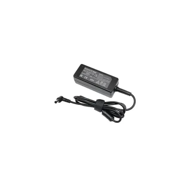 TRANSFORMADOR COMPATIVEL TOSHIBA 19V 1,58A 5,5*2,5MM